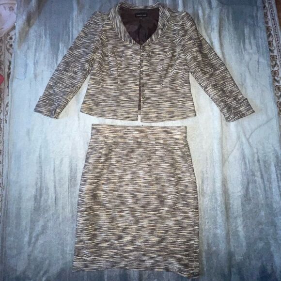 isabel & nina 2 Piece Suit - Picture 1 of 16